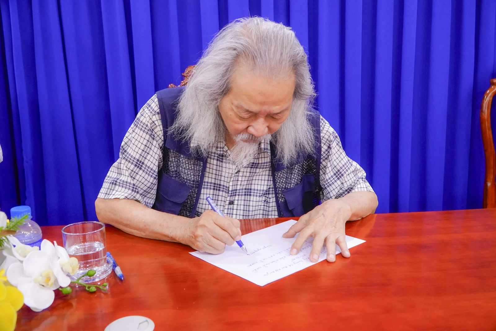 KHOẢNH KHẮC Ý NGHĨA CÙNG NHẠC SĨ VĂN THAO TẠI TRƯỜNG CAO ĐẲNG ĐẠI VIỆT SÀI GÒN