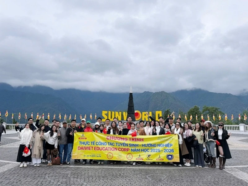 Đại Việt Cần Thơ – Hành Trình Chinh Phục Đỉnh Fansipan – Nóc Nhà Đông Dương