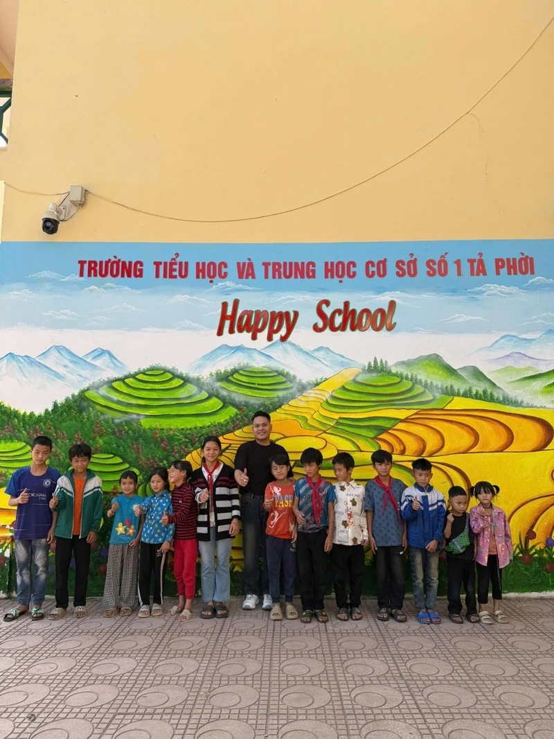 Hành Trình Yêu Thương Đến Với Các Em Nhỏ Vùng Cao Lào Cai