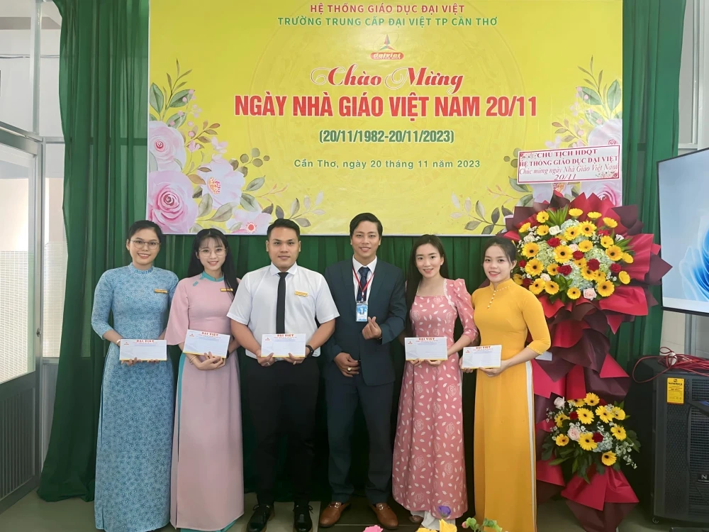 Đại Việt Cần Thơ Họp Mặt Kỉ Niệm 41 Năm Ngày Nhà Giáo Việt Nam ( 20/11/1982 - 20/11/2023)