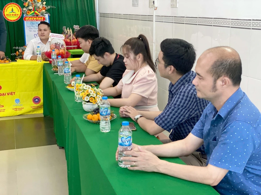 Đại Việt Cần Thơ Họp Mặt Kỷ Niệm 69 Năm Ngày Thầy Thuốc Việt Nam