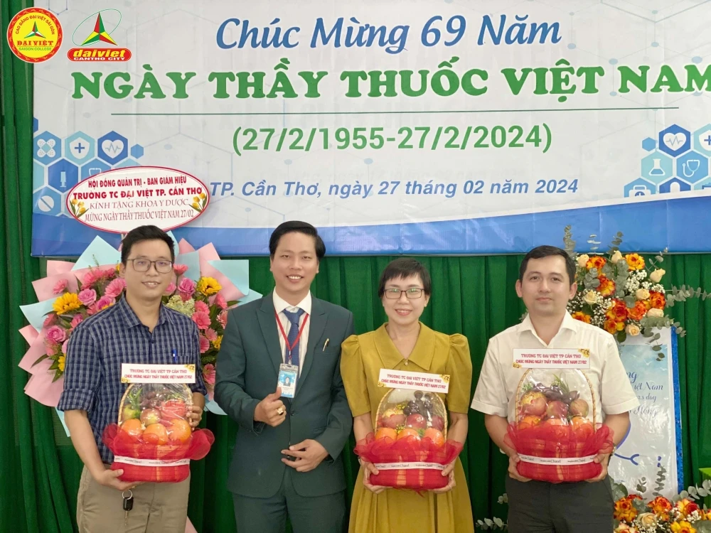 Đại Việt Cần Thơ Họp Mặt Kỷ Niệm 69 Năm Ngày Thầy Thuốc Việt Nam
