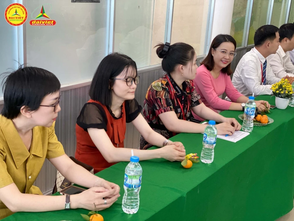 Đại Việt Cần Thơ Họp Mặt Kỷ Niệm 69 Năm Ngày Thầy Thuốc Việt Nam