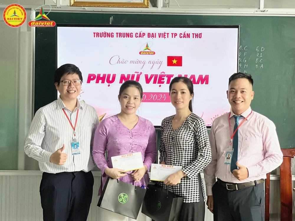 Đại Việt Cần Thơ Họp Mặt Kỷ Niệm 94 Năm Ngày Phụ Nữ Việt Nam 20/10