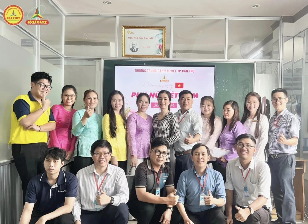 Đại Việt Cần Thơ Họp Mặt Kỷ Niệm 94 Năm Ngày Phụ Nữ Việt Nam 20/10