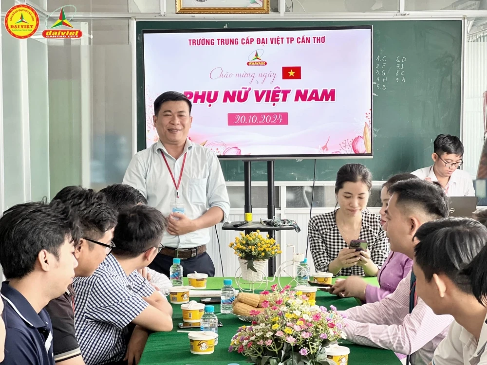 Đại Việt Cần Thơ Họp Mặt Kỷ Niệm 94 Năm Ngày Phụ Nữ Việt Nam 20/10