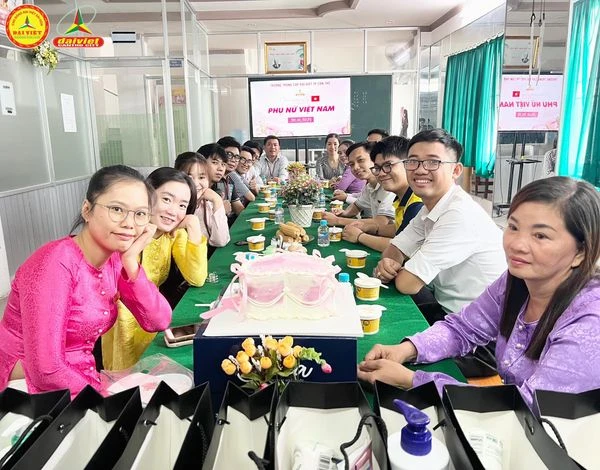 Đại Việt Cần Thơ Họp Mặt Kỷ Niệm 94 Năm Ngày Phụ Nữ Việt Nam 20/10