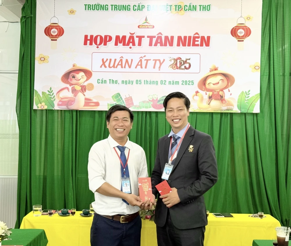 Đại Việt Cần Thơ Họp Mặt Tân Niên Mừng Xuân Ất Tỵ 2025