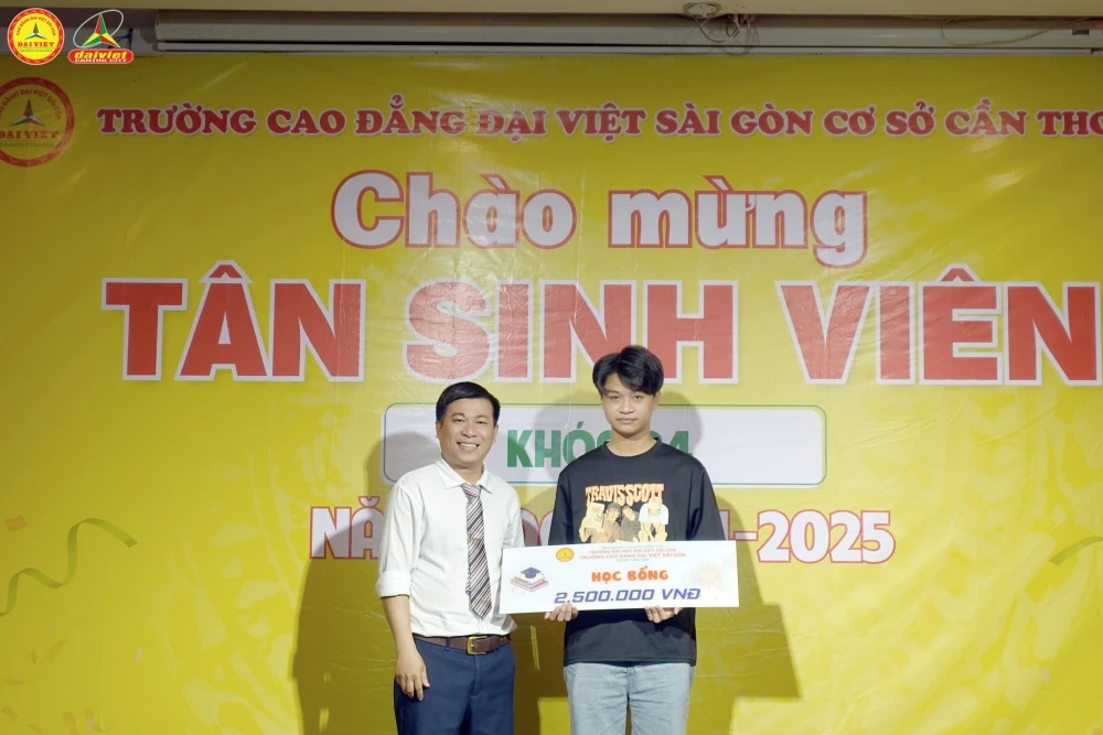 Đại Việt Cần Thơ Khai Giảng Đợt 4 Năm Học 2024-2025 Cho Tân Sinh Viên