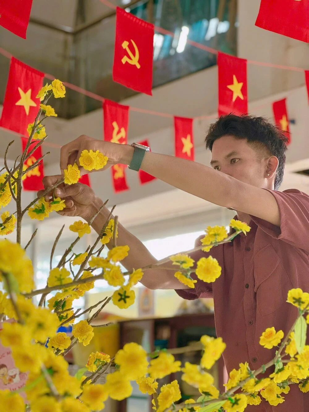 ĐẠI VIỆT CẦN THƠ RỘN RÀNG KHÔNG KHÍ TẾT