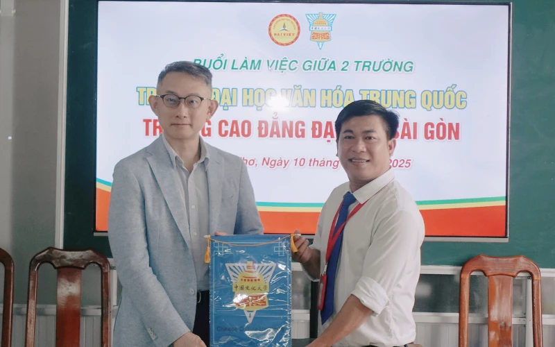 Mở rộng cơ hội học tập và liên thông quốc tế cho sinh viên Đại Việt Cần Thơ