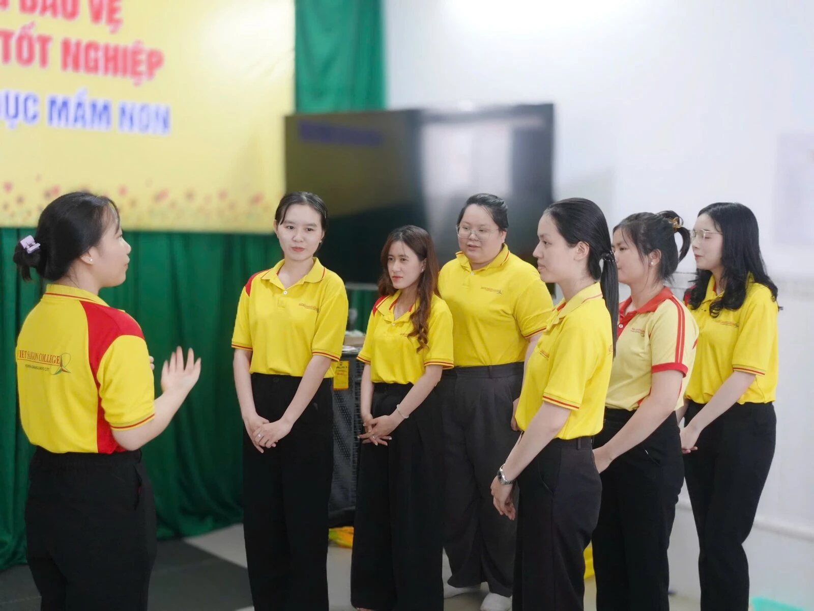 ĐẠI VIỆT CẦN THƠ TỔ CHỨC BẢO VỆ KHÓA LUẬN TỐT NGHIỆP NGÀNH GIÁO DỤC MẦM NON KHÓA 2023 - 2026
