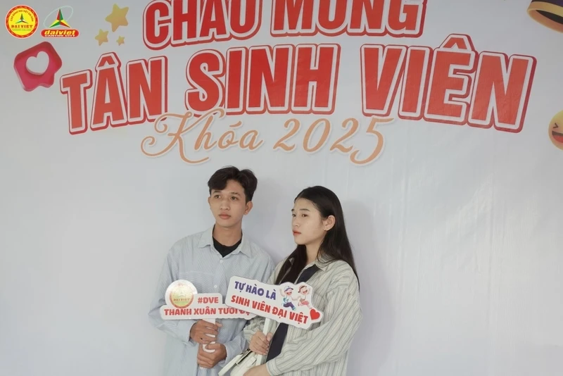 Đại Việt Cần Thơ Tưng Bừng Chào Đón Tân Sinh Viên Đợt 2 Khóa 2025