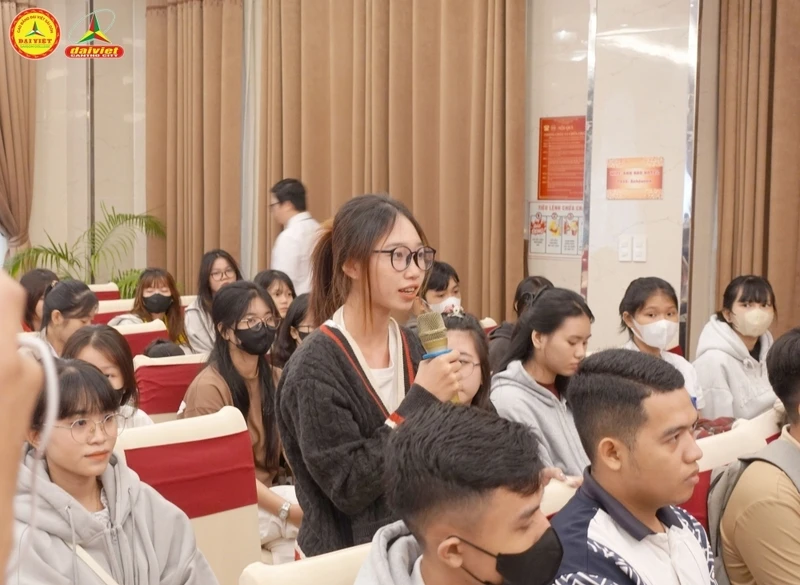 Đại Việt Cần Thơ Tưng Bừng Chào Đón Tân Sinh Viên Đợt 2 Khóa 2025