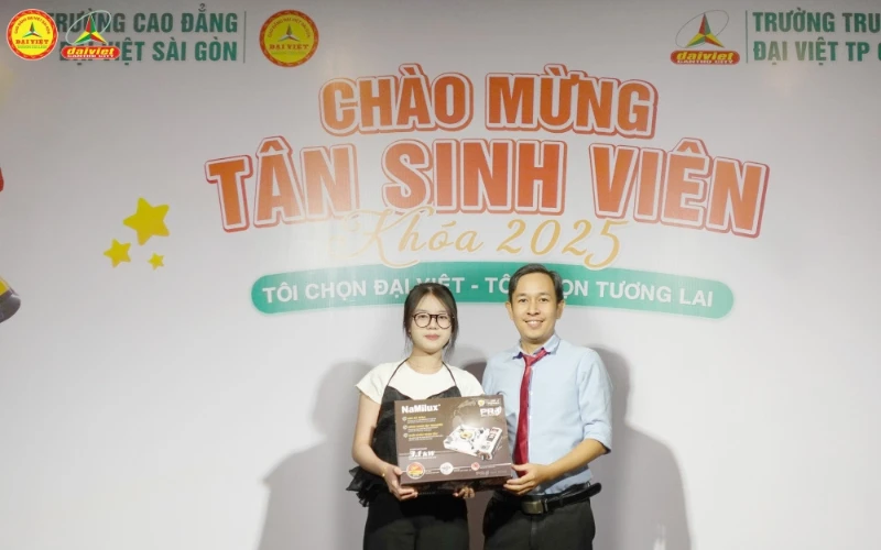 Đại Việt Cần Thơ Tưng Bừng Chào Đón Tân Sinh Viên Đợt 3 Khóa 2025
