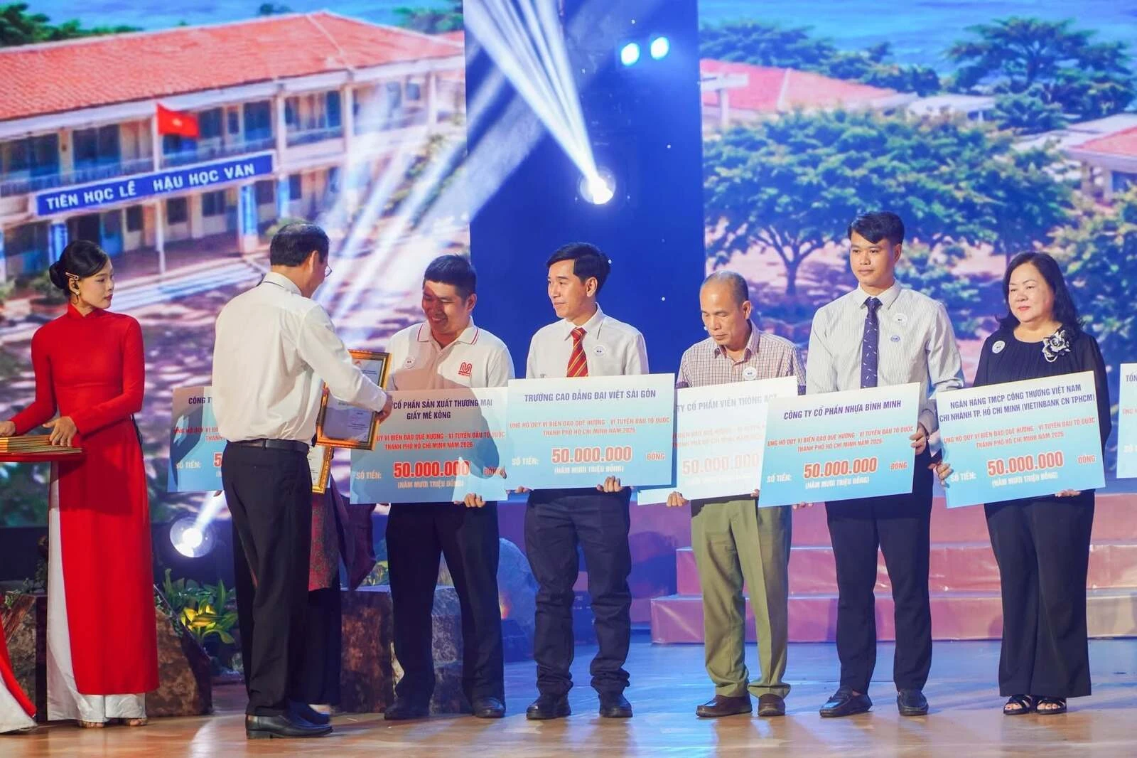 ĐẠI VIỆT SÀI GÒN - CHUNG MỘT TẤM LÒNG HƯỚNG VỀ BIỂN, ĐẢO QUÊ HƯƠNG