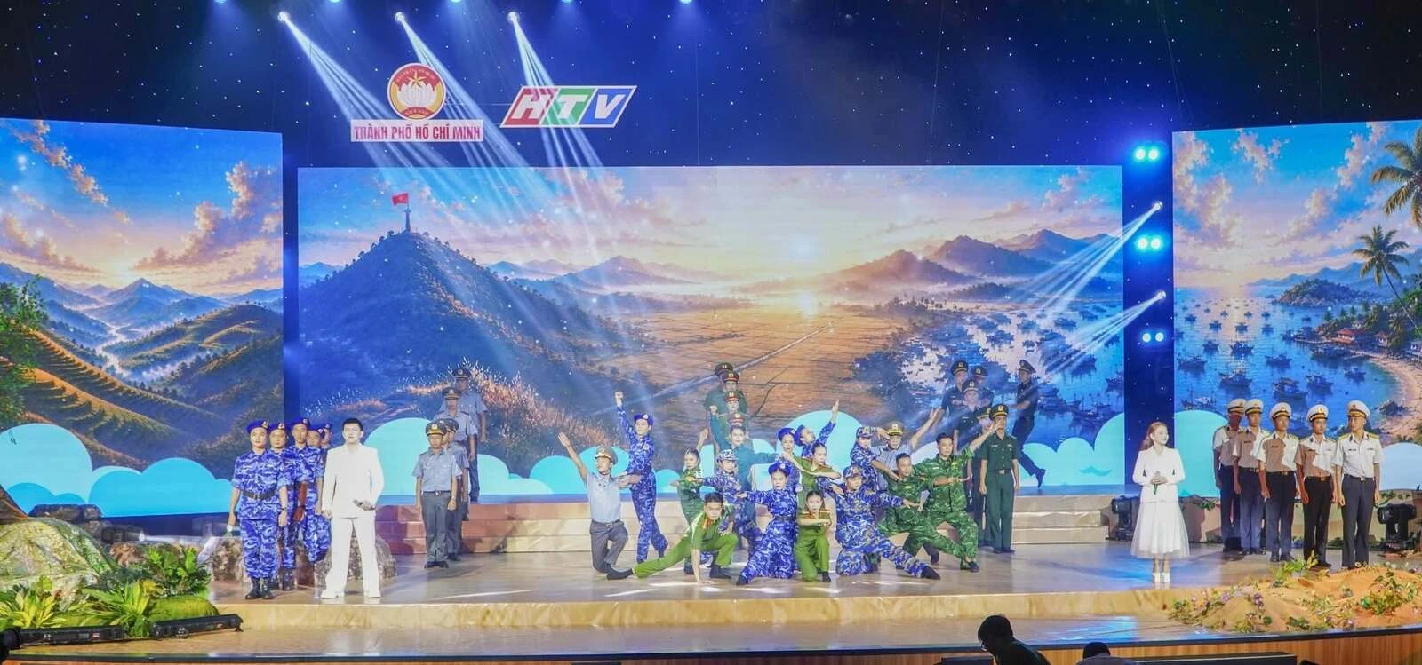 ĐẠI VIỆT SÀI GÒN - CHUNG MỘT TẤM LÒNG HƯỚNG VỀ BIỂN, ĐẢO QUÊ HƯƠNG