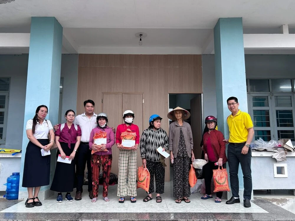 ĐẠI VIỆT SÀI GÒN TIẾP TỤC HÀNH TRÌNH LAN TOẢ YÊU THƯƠNG GIỮA MÙA BÃO LŨ TẠI XÃ HOÀ THỊNH, PHÚ YÊN