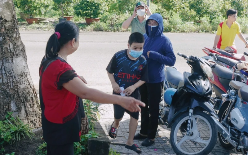 Đêm Hội Trăng Rằm – Trao Gửi Yêu Thương