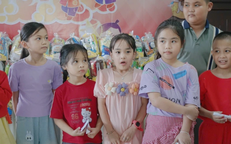 Đêm Hội Trăng Rằm – Trao Gửi Yêu Thương