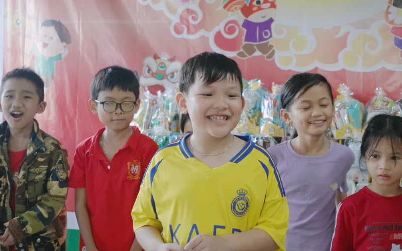 Đêm Hội Trăng Rằm – Trao Gửi Yêu Thương