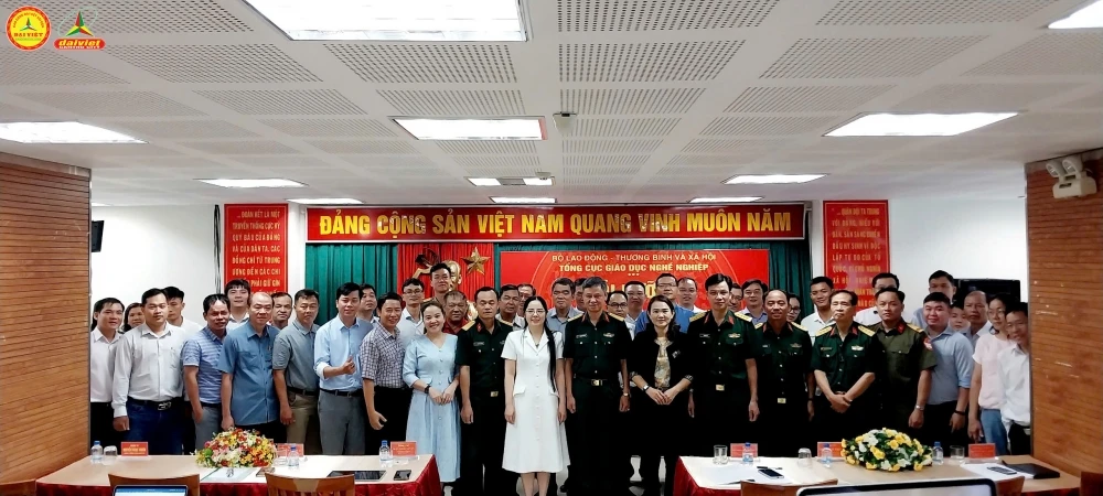 Giảng viên, CBNV Đại Việt Sài Gòn tham gia bồi dưỡng giảng dạy môn Giáo dục Quốc phòng – An ninh năm 2024