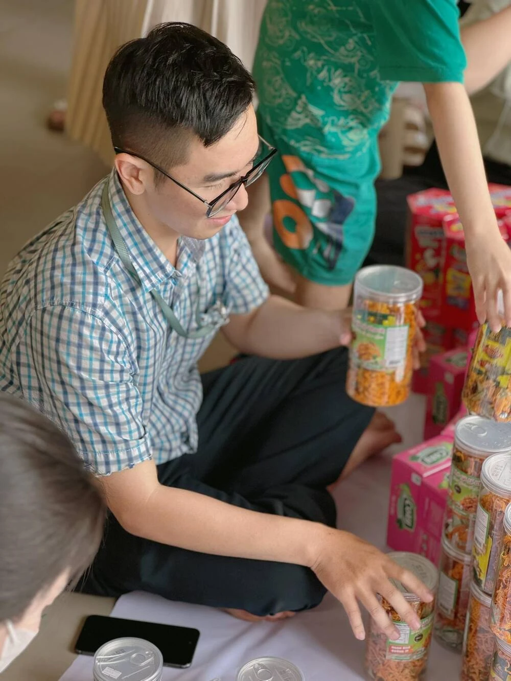 HOẠT ĐỘNG GÓI QUÀ TẾT BÍNH NGỌ 2026 – NÉT ĐẸP VĂN HÓA ĐẦU XUÂN TẠI ĐẠI VIỆT CẦN THƠ