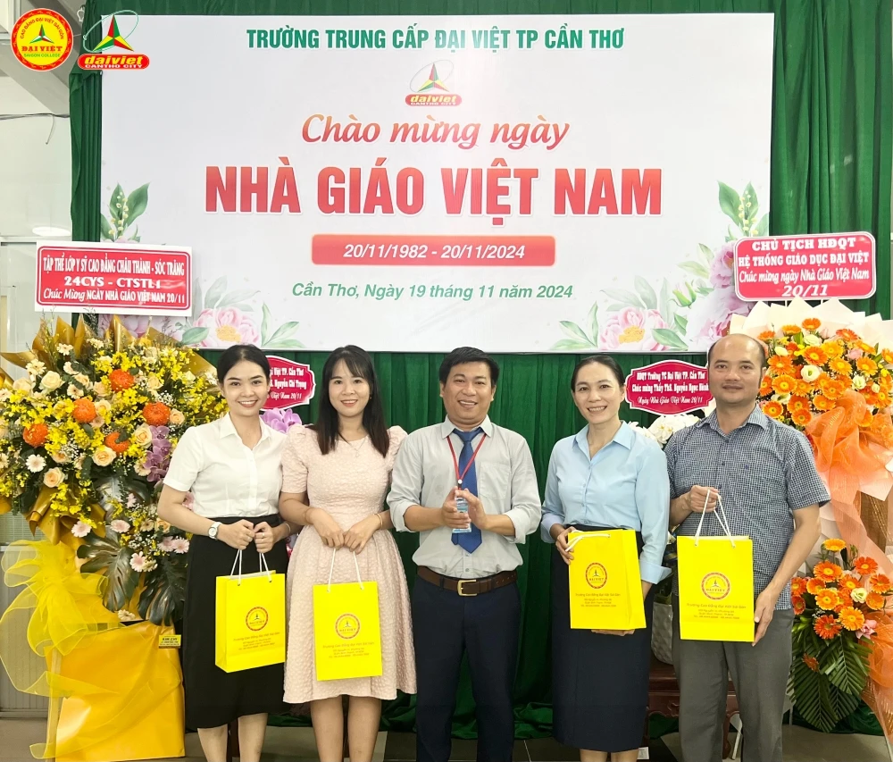 Họp Mặt Kỷ Niệm 42 Năm Ngày Nhà Giáo Việt Nam – Đại Việt Cần Thơ Tri Ân Thầy Cô