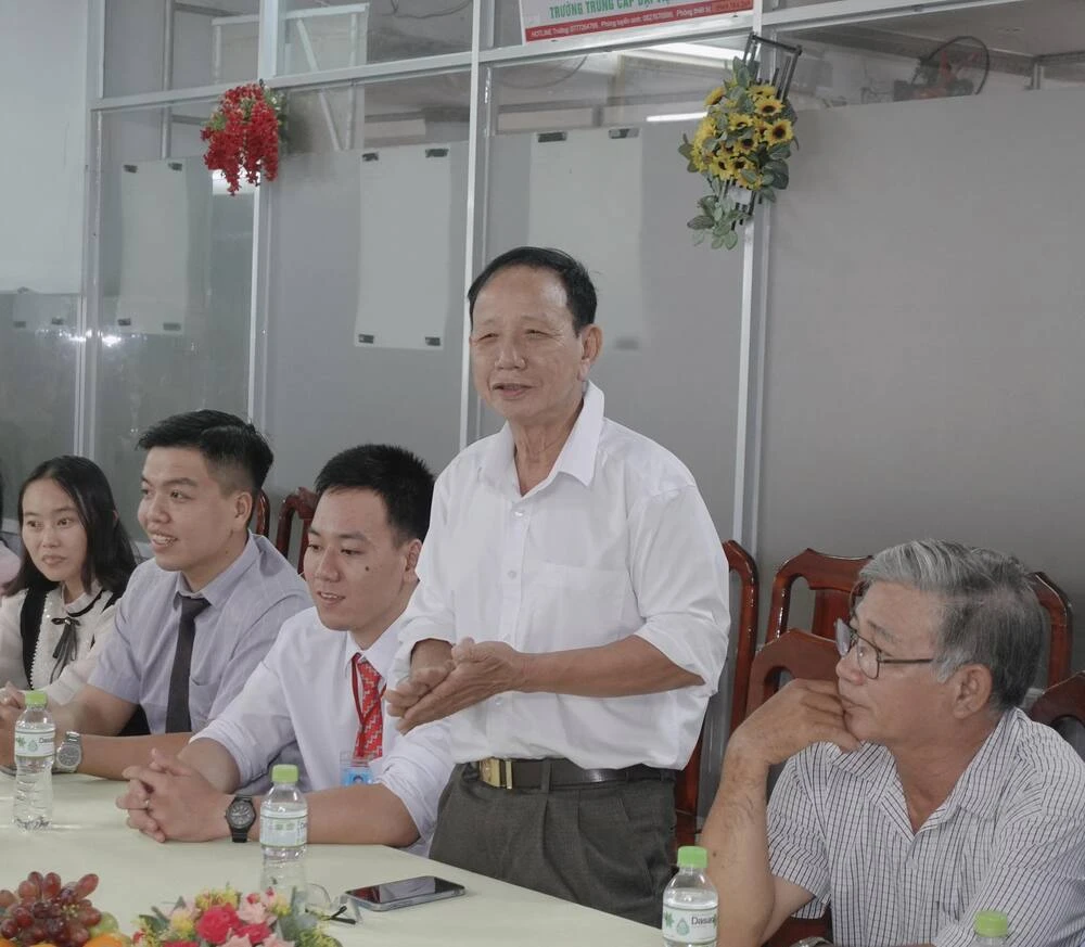 Họp Mặt Kỷ Niệm 43 Năm Ngày Nhà Giáo Việt Nam (20/11/1982 – 20/11/2025)