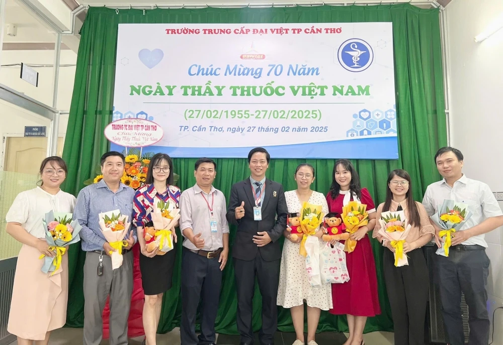 Họp Mặt Kỷ Niệm 70 Năm Ngày Thầy Thuốc Việt Nam