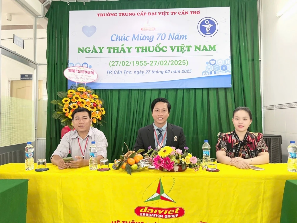 Họp Mặt Kỷ Niệm 70 Năm Ngày Thầy Thuốc Việt Nam