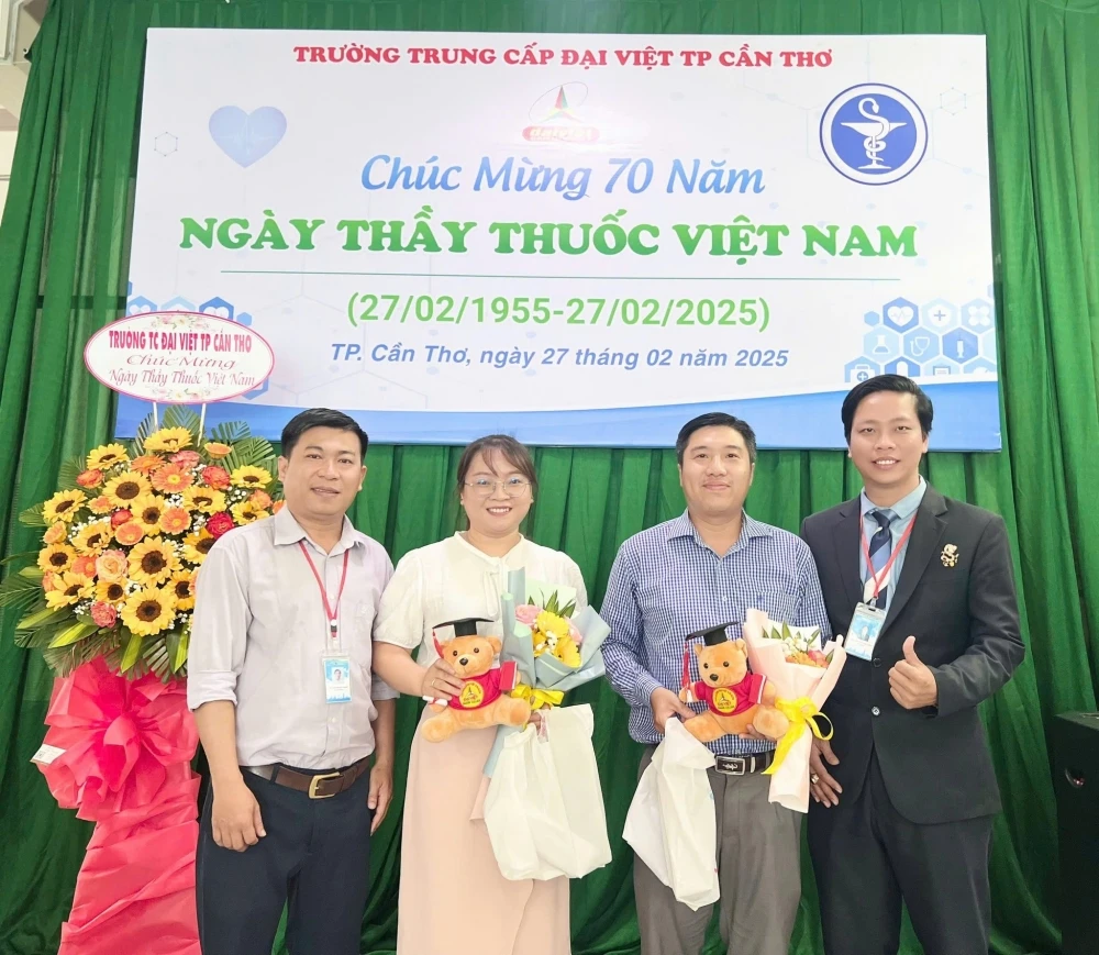 Họp Mặt Kỷ Niệm 70 Năm Ngày Thầy Thuốc Việt Nam
