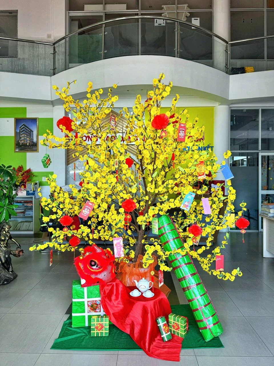 Không Khí Tết Rộn Ràng Tại Đại Việt Cần Thơ – Sắc Xuân Ngập Tràn Niềm Vui