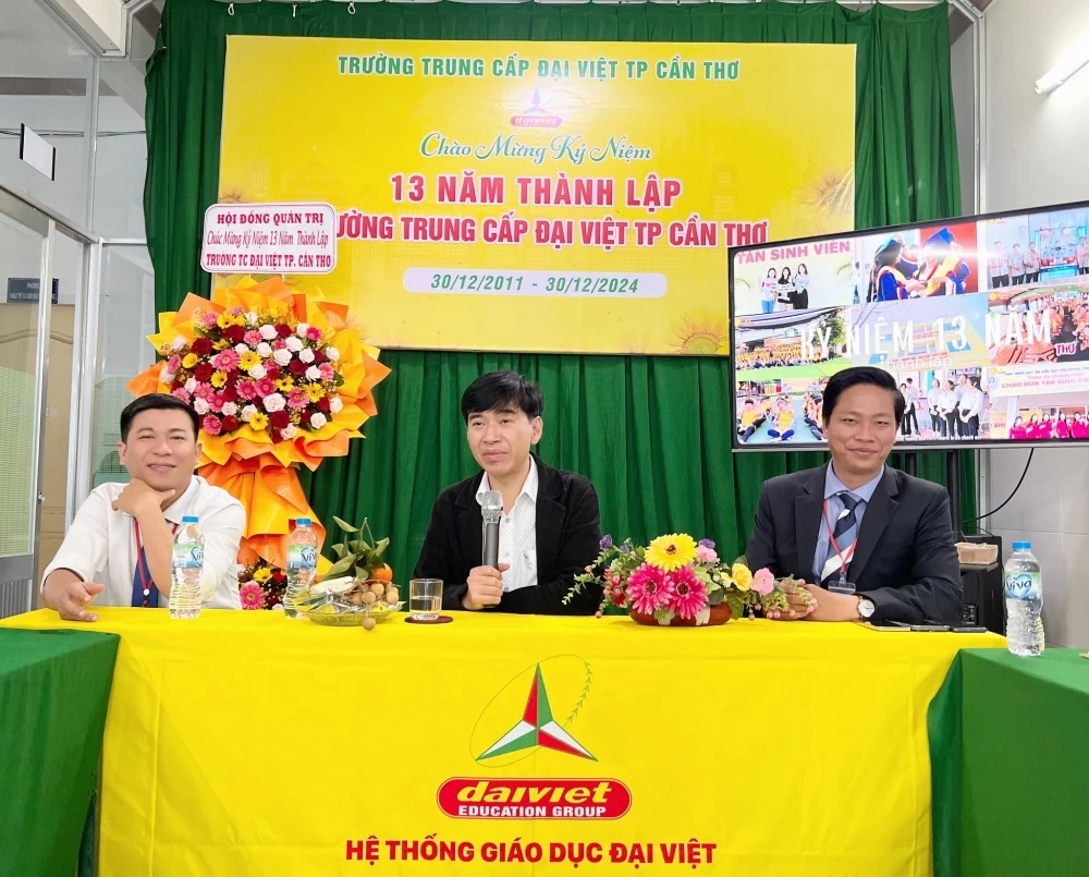 Kỷ niệm 13 năm thành lập Trường Cao Đẳng Đại Việt Sài Gòn Cơ Sở Cần Thơ