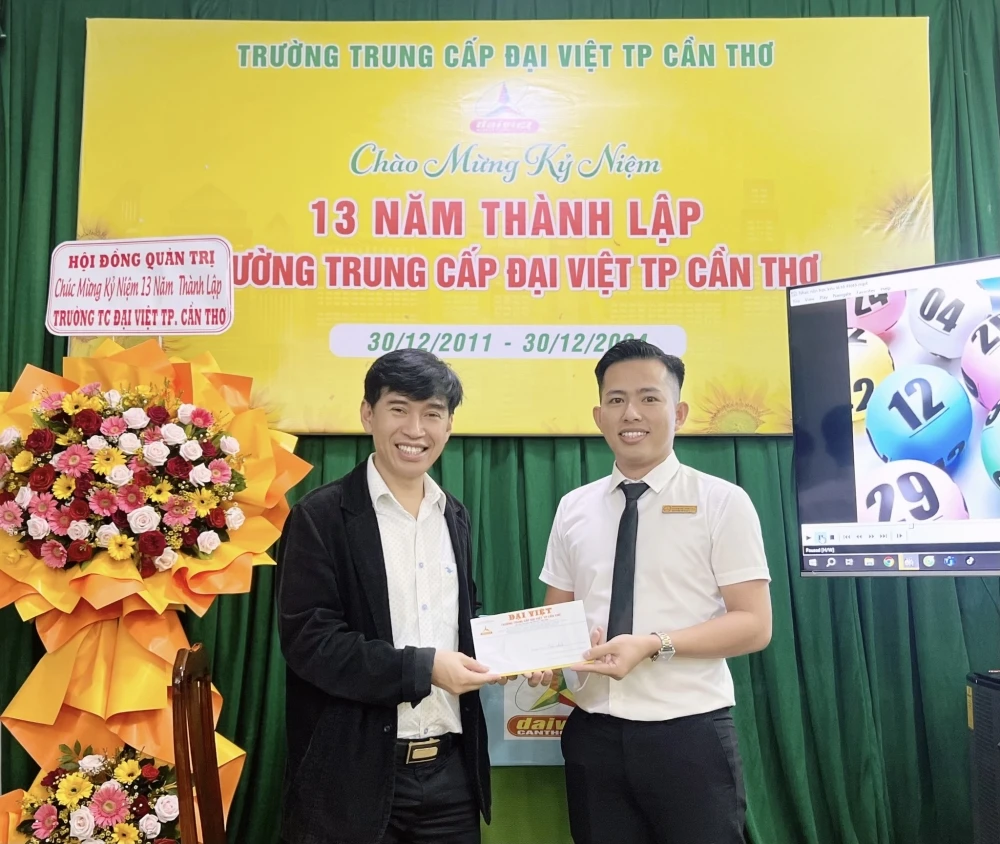 Kỷ niệm 13 năm thành lập Trường Cao Đẳng Đại Việt Sài Gòn Cơ Sở Cần Thơ