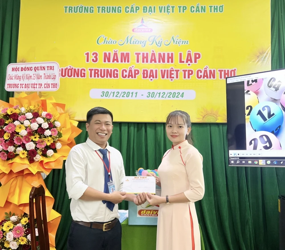 Kỷ niệm 13 năm thành lập Trường Cao Đẳng Đại Việt Sài Gòn Cơ Sở Cần Thơ