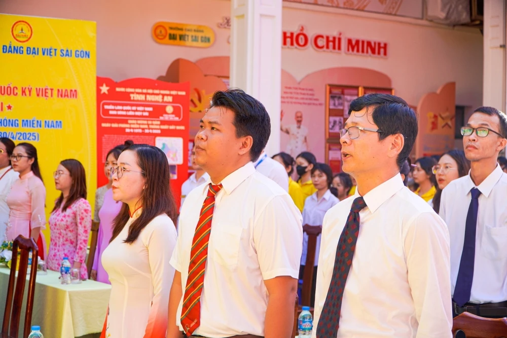 Lễ Bế Mạc Triển Lãm “Cờ Quốc Kỳ – Non Sông Liền Một Dải”