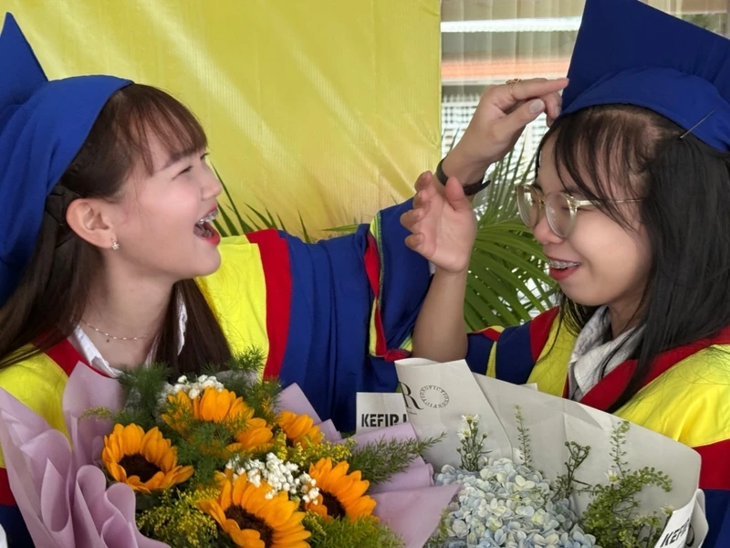 Lễ Trao Bằng Tốt Nghiệp 2025 – Bước Ngoặt Đáng Nhớ Trên Hành Trình Trưởng Thành