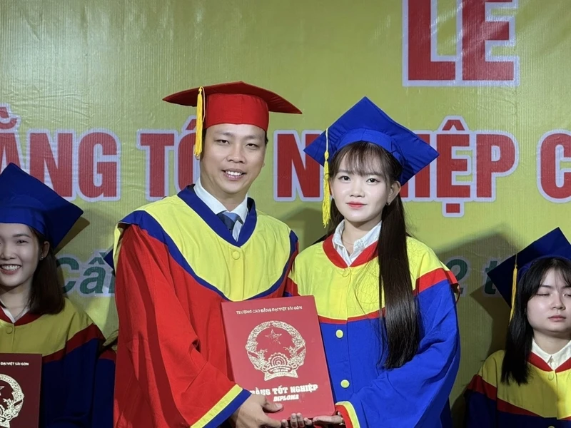 Lễ Trao Bằng Tốt Nghiệp 2025 – Bước Ngoặt Đáng Nhớ Trên Hành Trình Trưởng Thành