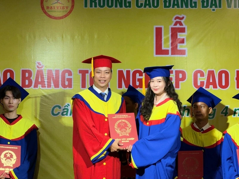 Lễ Trao Bằng Tốt Nghiệp 2025 – Bước Ngoặt Đáng Nhớ Trên Hành Trình Trưởng Thành