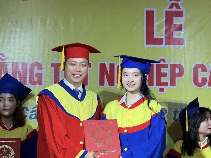 Lễ Trao Bằng Tốt Nghiệp 2025 – Bước Ngoặt Đáng Nhớ Trên Hành Trình Trưởng Thành