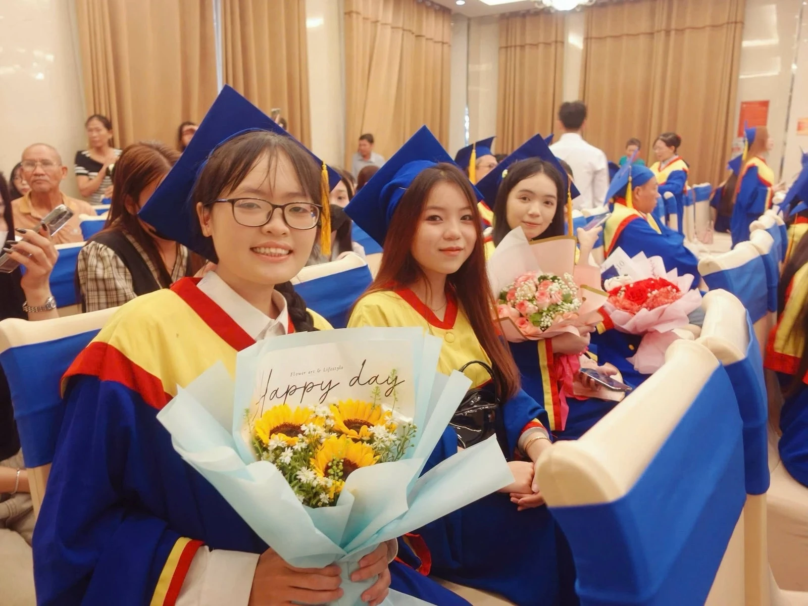 LỄ TRAO BẰNG TỐT NGHIỆP 2026 – VINH DANH NHỮNG NỖ LỰC, MỞ LỐI TƯƠNG LAI