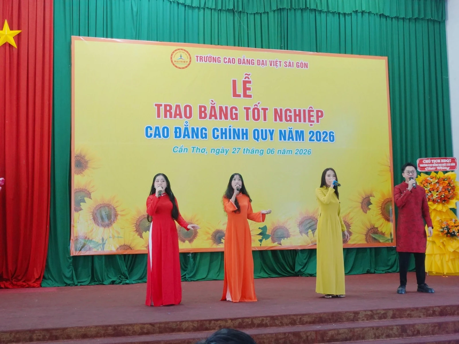 LỄ TRAO BẰNG TỐT NGHIỆP CAO ĐẲNG CHÍNH QUY 2026 – VINH DANH HƠN 250 TÂN KHOA