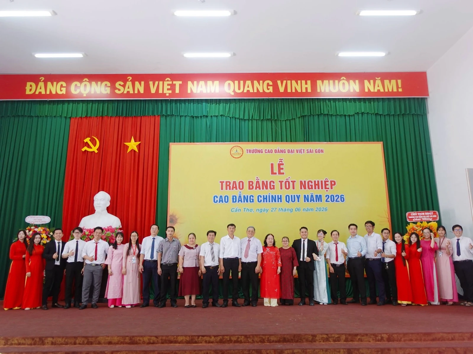 LỄ TRAO BẰNG TỐT NGHIỆP CAO ĐẲNG CHÍNH QUY 2026 – VINH DANH HƠN 250 TÂN KHOA