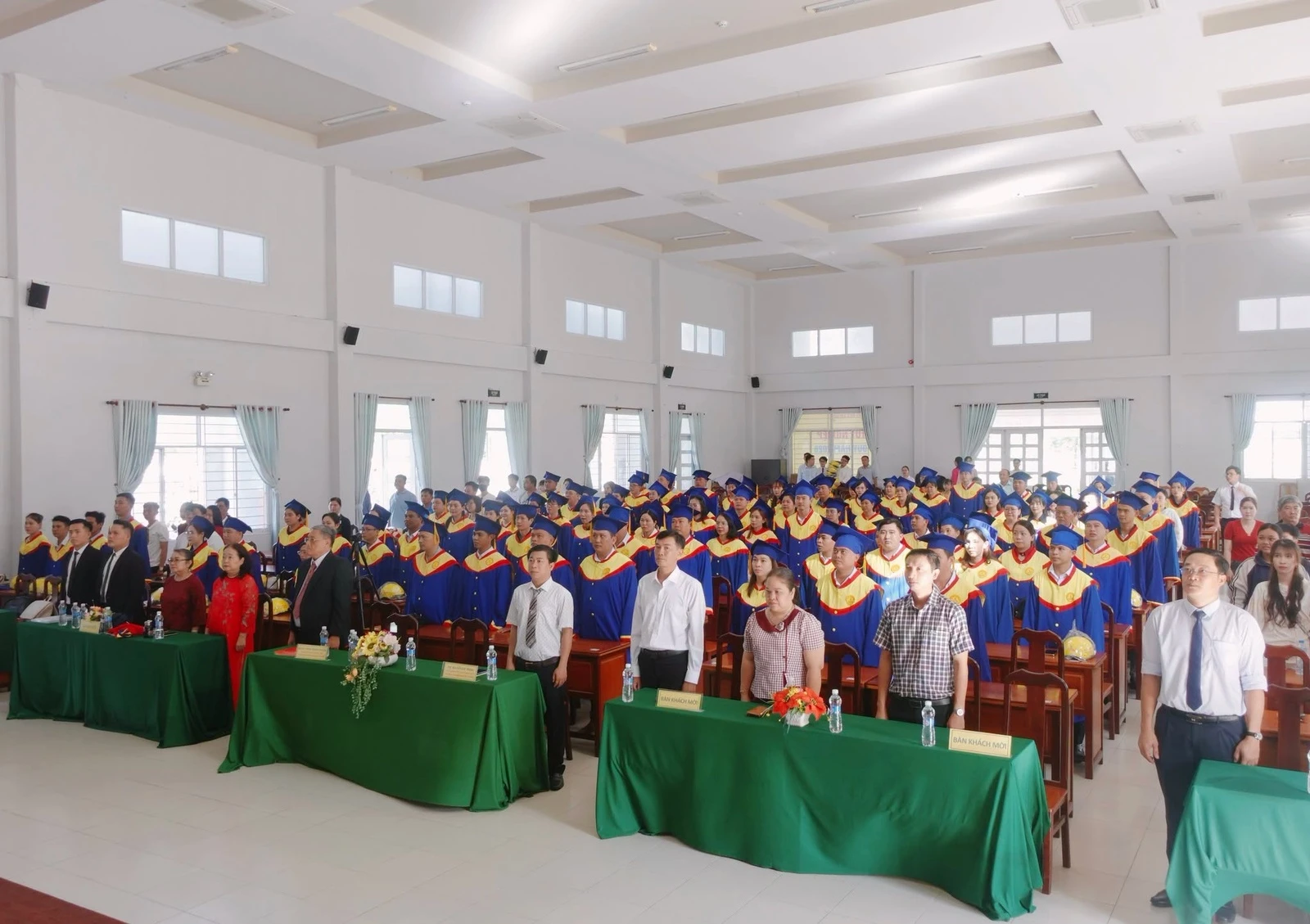 LỄ TRAO BẰNG TỐT NGHIỆP CAO ĐẲNG CHÍNH QUY 2026 – VINH DANH HƠN 250 TÂN KHOA