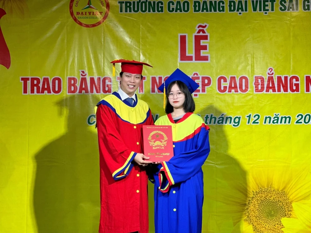 Một Cánh Cửa Mới Đã Mở, Khép Lại Chương Đẹp Nhất Của Cuộc Đời