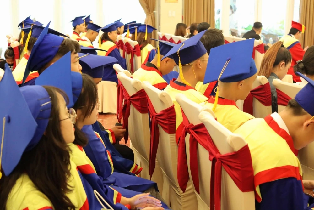 Một Cánh Cửa Mới Đã Mở, Khép Lại Chương Đẹp Nhất Của Cuộc Đời