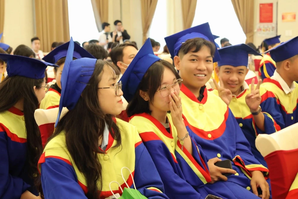 Một Cánh Cửa Mới Đã Mở, Khép Lại Chương Đẹp Nhất Của Cuộc Đời