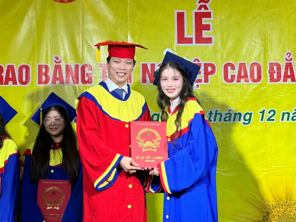 Một Cánh Cửa Mới Đã Mở, Khép Lại Chương Đẹp Nhất Của Cuộc Đời