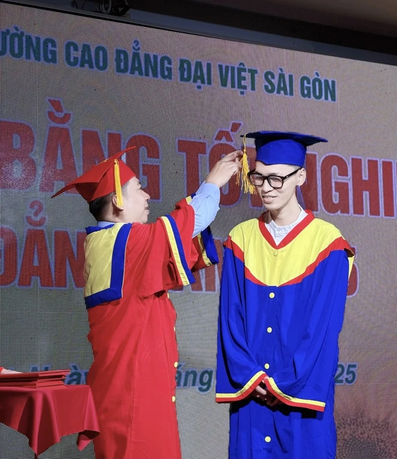 Một Cánh Cửa Mới Mở Ra, Khép Lại Chương Đẹp Nhất Cuộc Đời